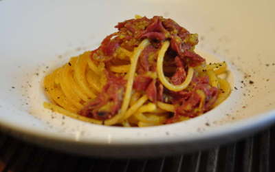 Spaghettoni Felicetti in crema di porro allo zafferano con carne salada per #GardaChefParty