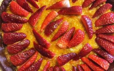 Crostata al cacao con lemon curd e fragole fresche – Una ricetta per Expo