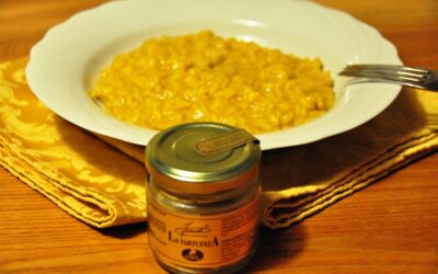 Risotto allo zafferano con salsa tartufata